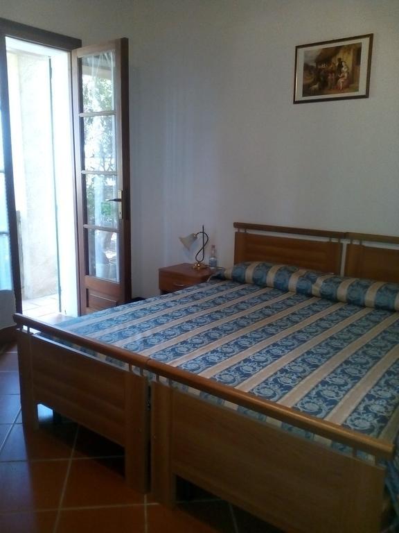 B&B Il Vigneto Capoterra Cameră foto